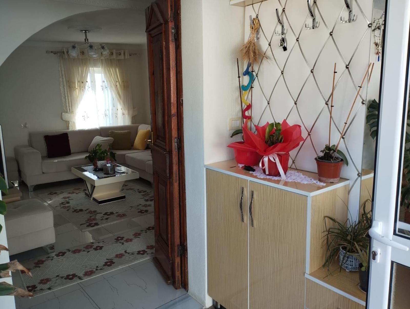Rondo Guesthouse Gjirokastër Eksteriør bilde